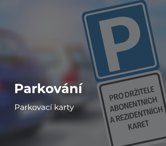 foto značky s textem Parkování - parkovací karty