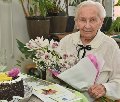 Paní Ida Říhošková slaví úžasných 101 let!