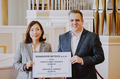 Slavnostní předání daru