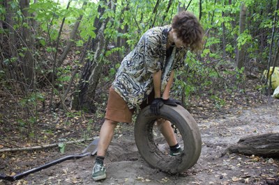 Úklid na haldě Ema