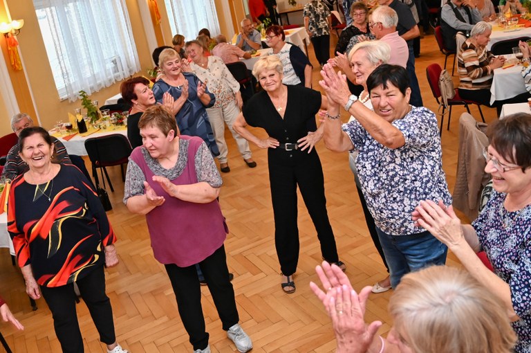 Vinobraní v muglinovském kulturním domě