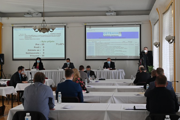 Zastupitelé rozhodli mimo jiné o prodeji dvou nevyužitých objektů