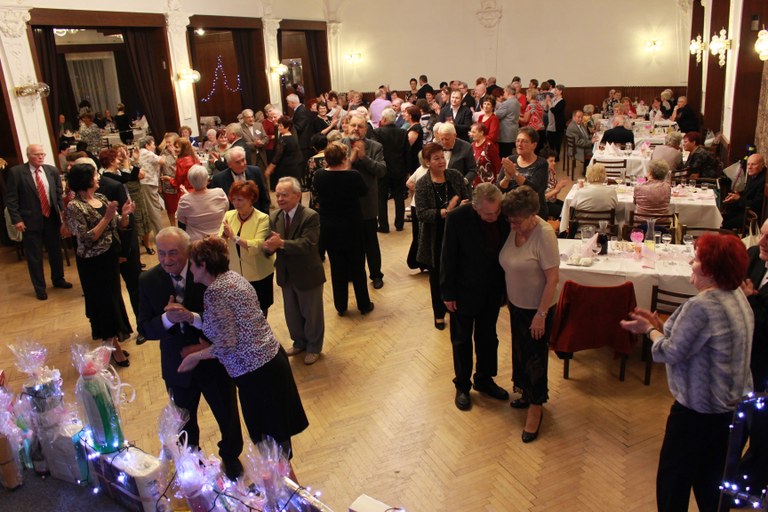 Získali jsme titul Obec přátelská seniorům