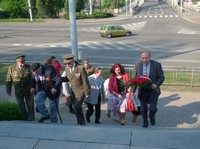02.jpg