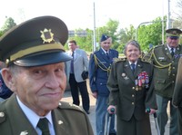 03.jpg