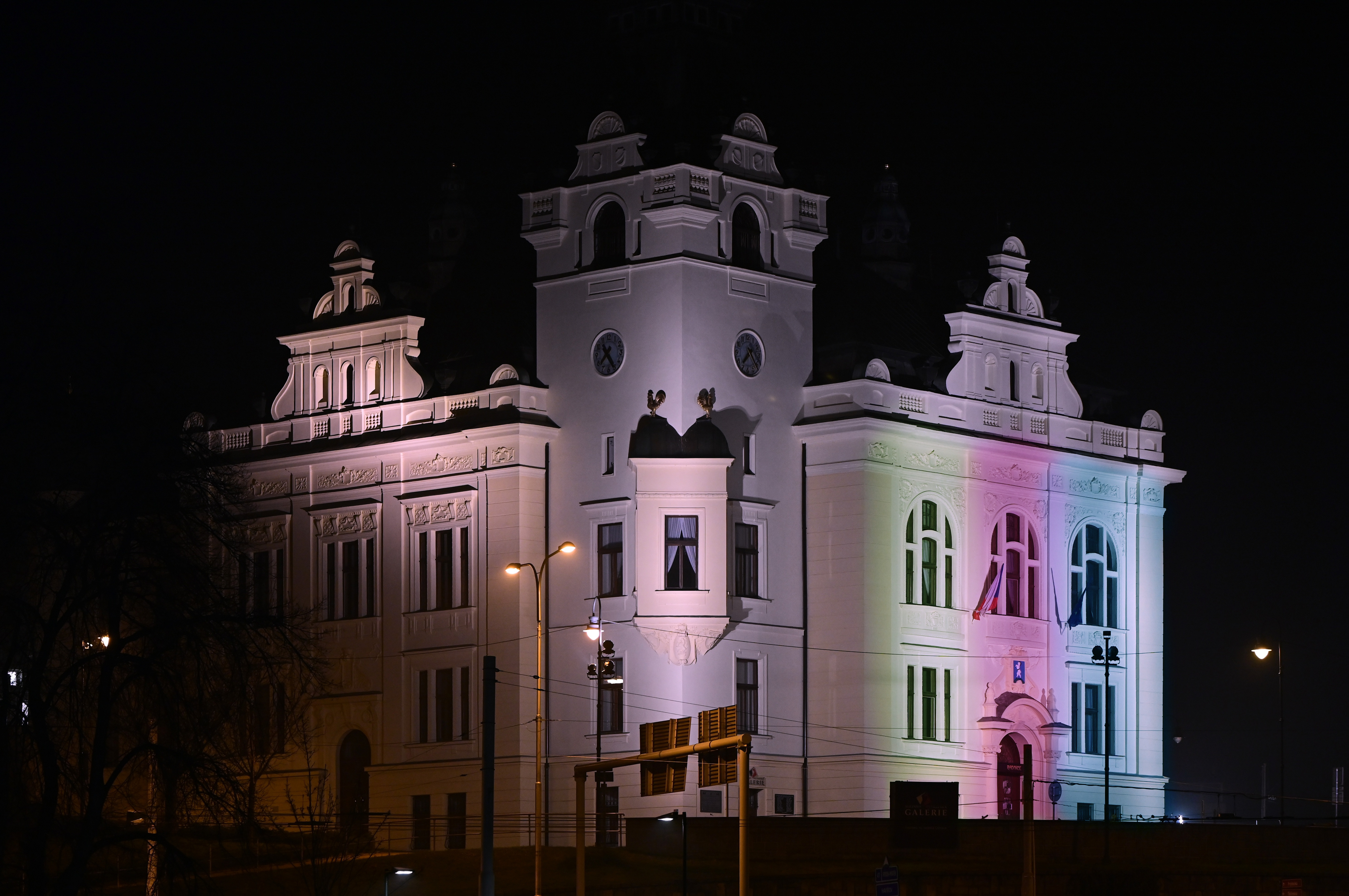 Osvětlená slezskoostravská radnice